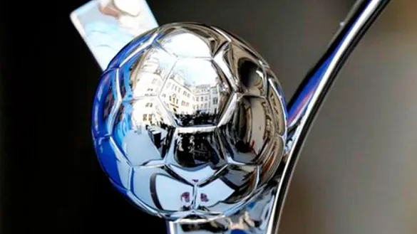 Detalle del trofeo del Mundial Sub-20 femenino 