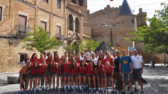 La Selección española Sub-20 femenina visita el Palacio Real de Olite