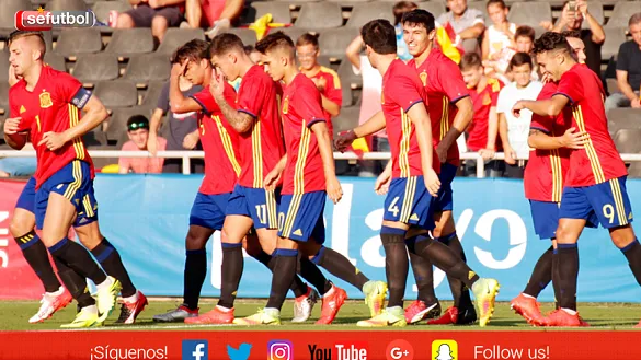Los jugadores de la Selección Española Sub-21 celebran uno de los goles frente a San Marino