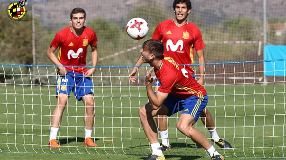 Emocionante torneo de fútbol-tenis en Las Rozas