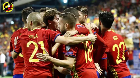 La Selección celebra uno de los tres goles ante Albania