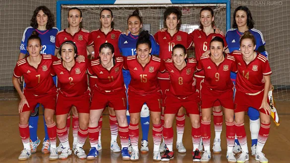 La Selección Española Femenina de Fútbol Sala posa antes de unos de sus últimos partidos