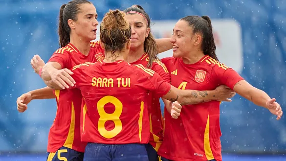 Selección Española Femenina de Fútbol Playa Portada 001