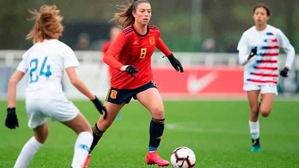 Silvia Lloris, jugadora de la Selección española Sub-19 femenina