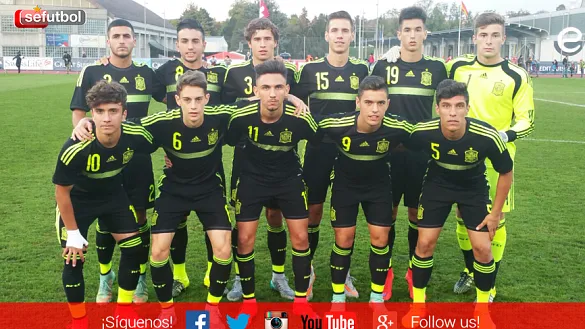La Selección Española Sub-1 posa antes del encuentro disputado en Suiza