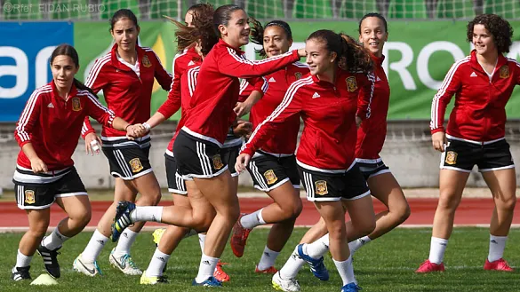 Las internacionales españolas Sub-17 femeninas se ejercitan en la Ciudad del Fútbol