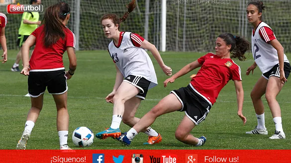 La Selección Sub-20 femenina abandona la Ciudad del Fútbol de Las Rozas