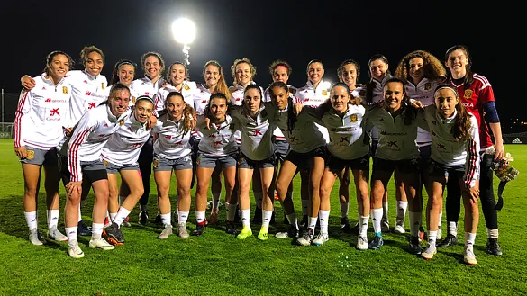 La Sub-17 femenina completa su primer entrenamiento en Las Rozas