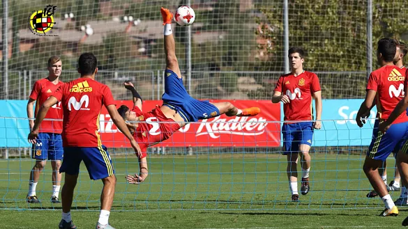Selección Sub-21 preparando el partido frente a Eslovaquia