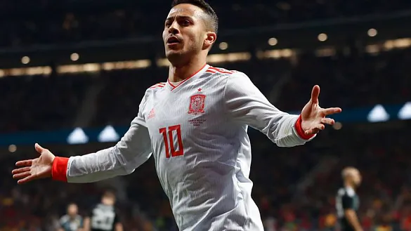 Thiago Alcántara celebra un tanto durante el encuentro de España frente a Argentina