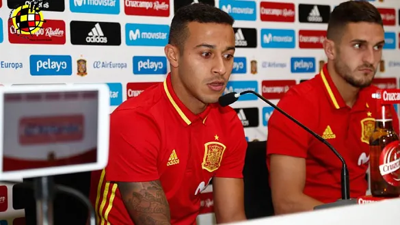 Rueda de prensa de Thiago