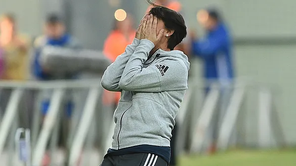 Toña Is celebra al final del partido