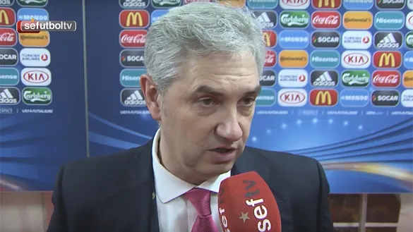 José Venancio López hablando tras la victoria ante Ucrania