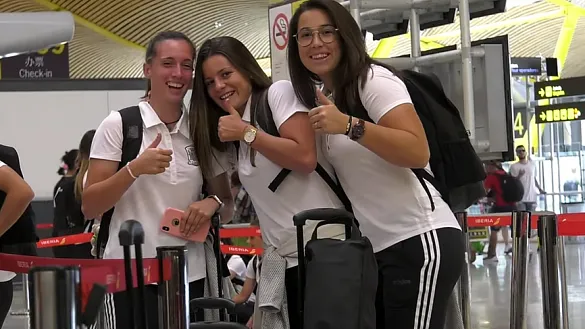 La Sub-19 femenina ya se encuentra en Escocia para defender el título continental