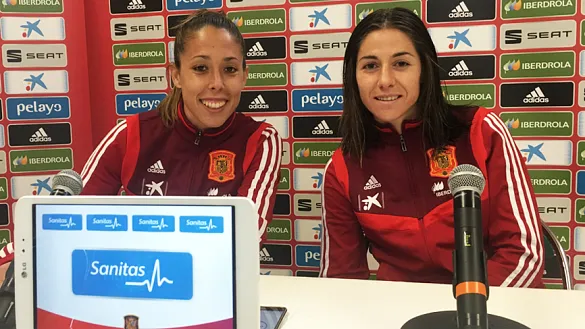 Vicky Losada y Lola Gallardo comparecen en rueda de prensa