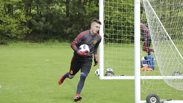 VÍDEO | Así entrenan los porteros a un día del debut de España