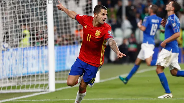 Vitolo celebra su gol en el estadio de la Juventus