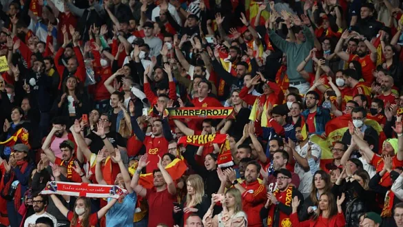 Los aficionados de la Selección en el estadio de Wembley