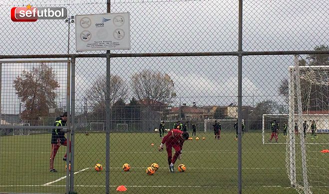 Entrenamiento SeFutbol Sub-19 en Katerini