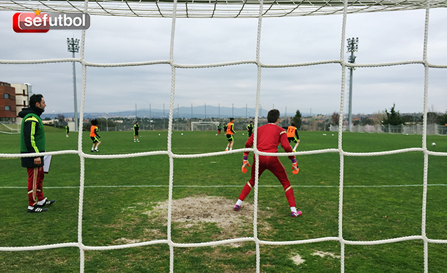 Entrenamiento de la Selección española Sub-17 en la Ciudad del Fütbol